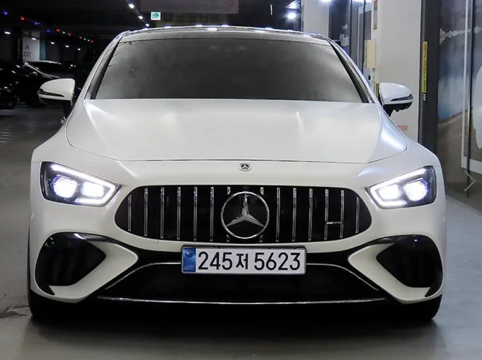 벤츠 AMG GT 63 S 4MATIC+ 2023 무광흰색 사진 2