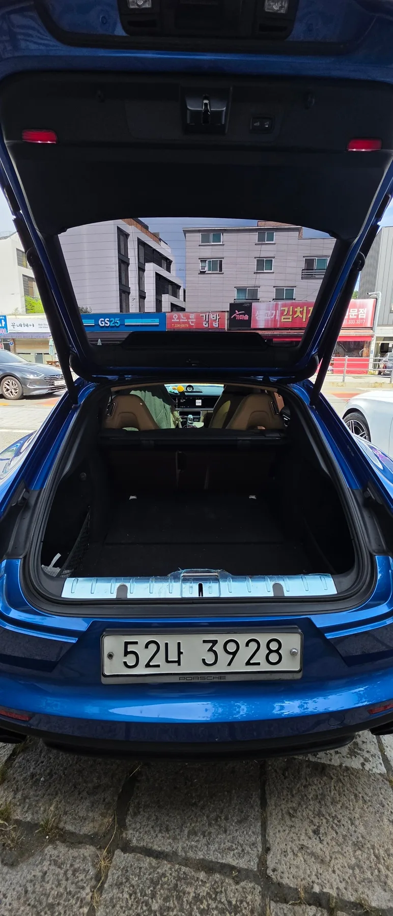 포르쉐 파나메라 4 2018 사파이어블루 사진 8