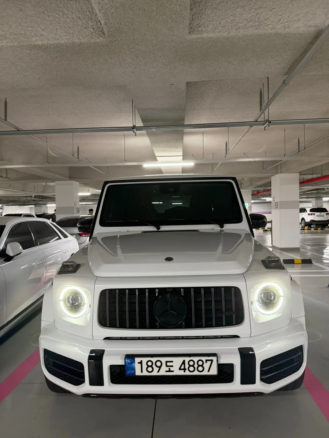 벤츠 G클래스 G63 55에디션 2022 화이트 사진 2