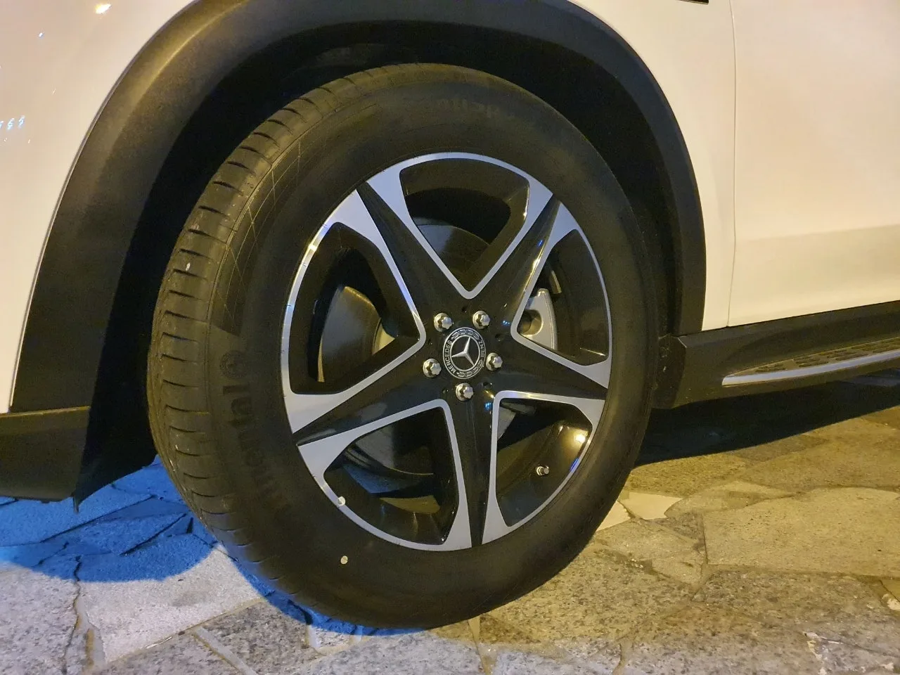 벤츠 GLE 350e 2021 화이트 사진 8