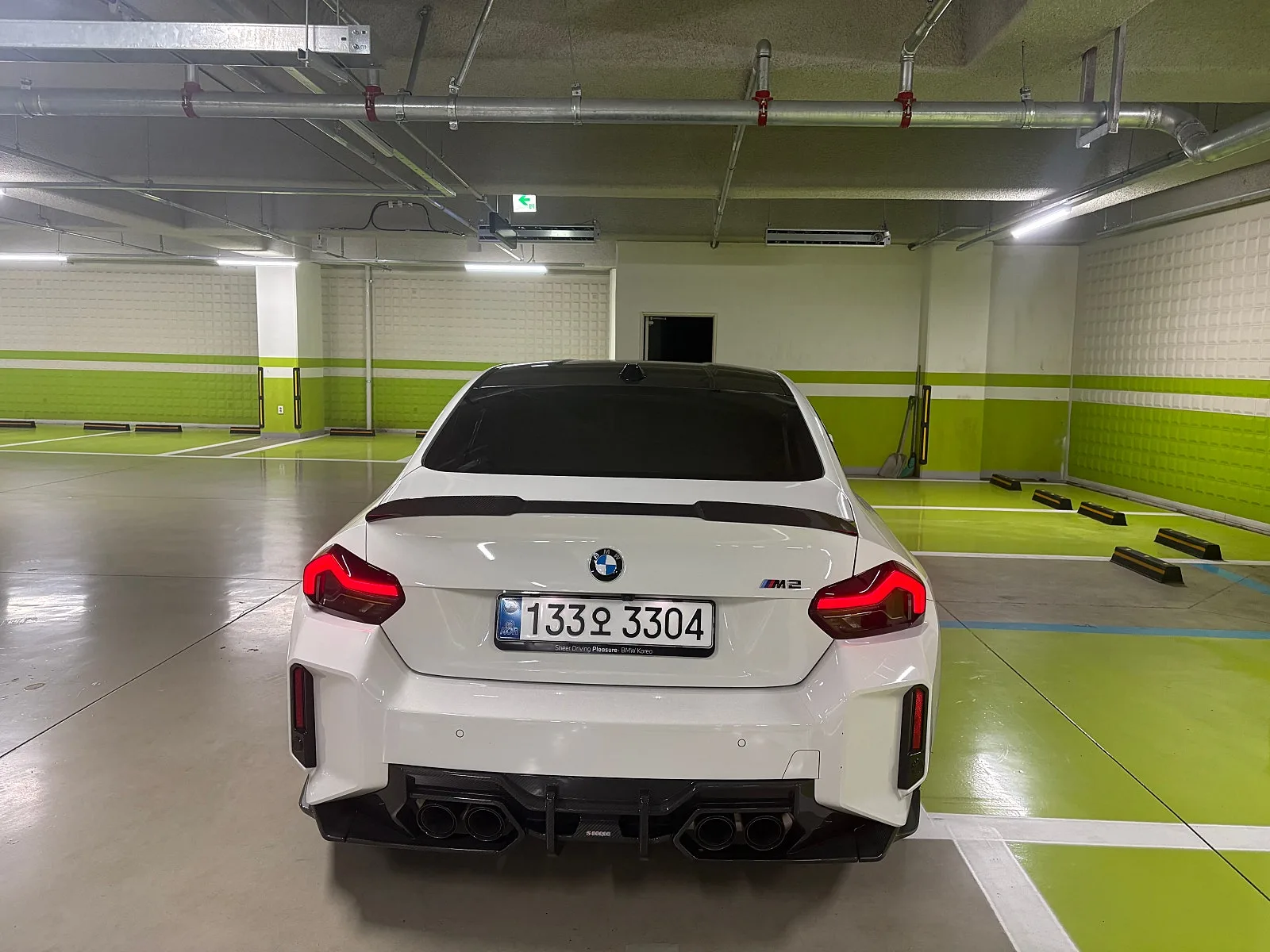 BMW M2 Coupe LCI P2 2025 화이트 사진 3