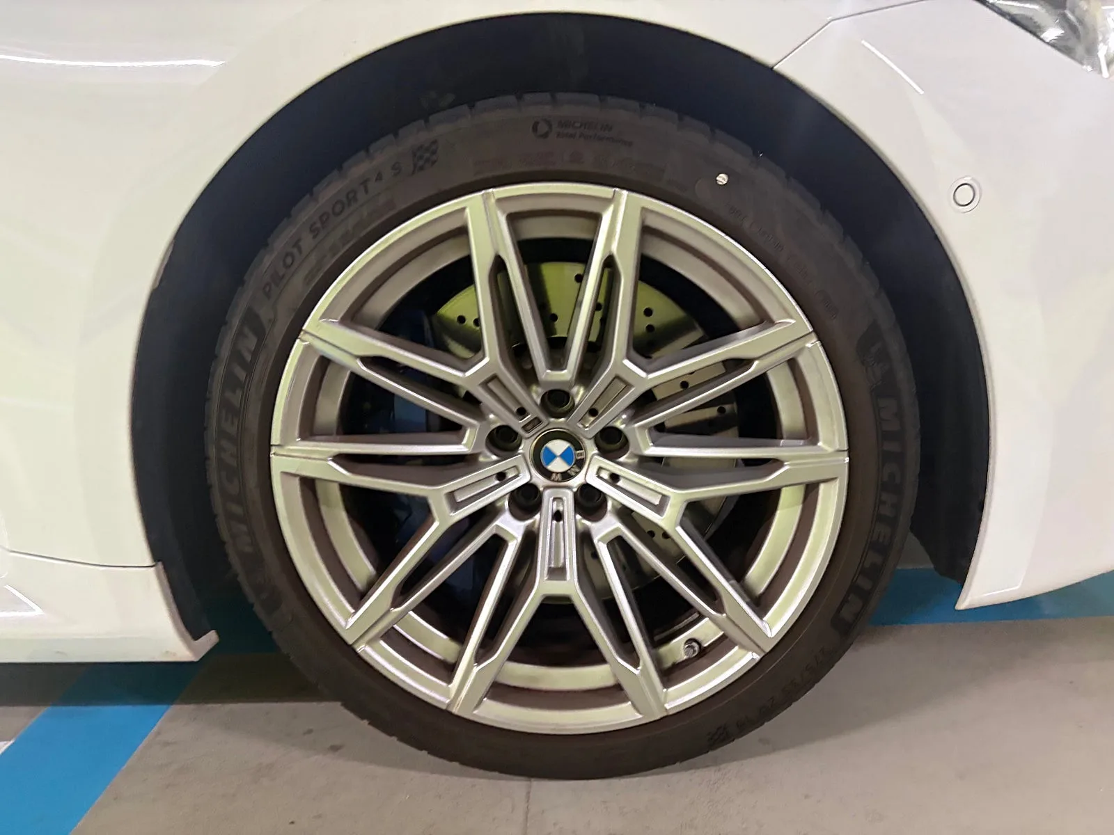 BMW M2 Coupe LCI P2 2025 화이트 사진 7
