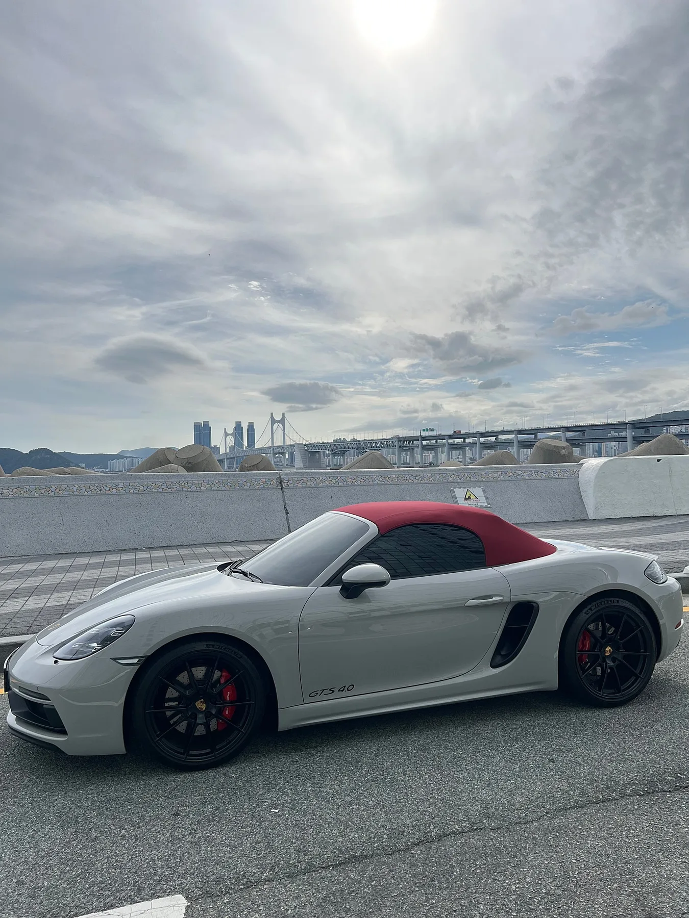포르쉐 718 박스터 4.0 GTS 2024 화이트 사진 3