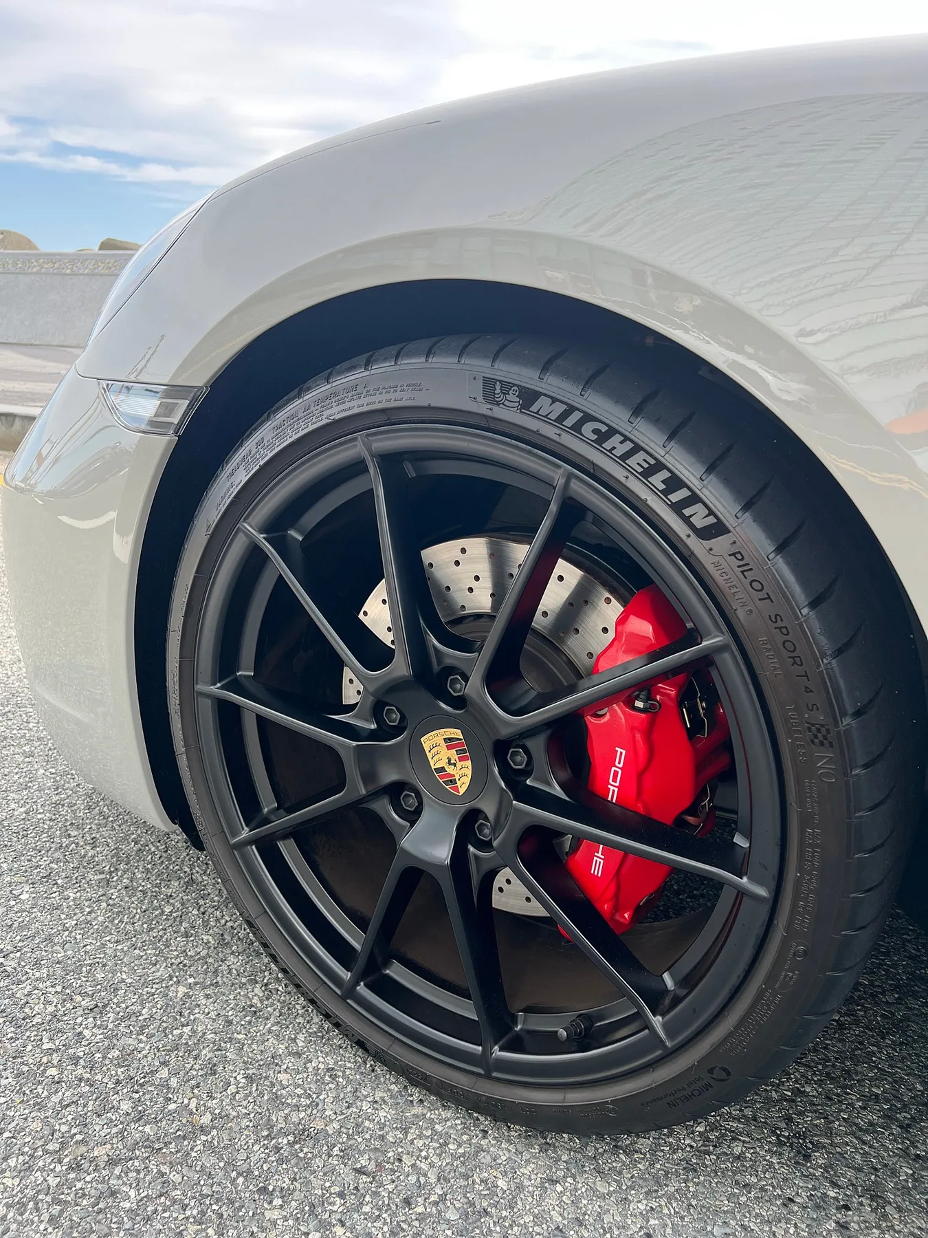 포르쉐 718 박스터 4.0 GTS 2024 화이트 사진 4