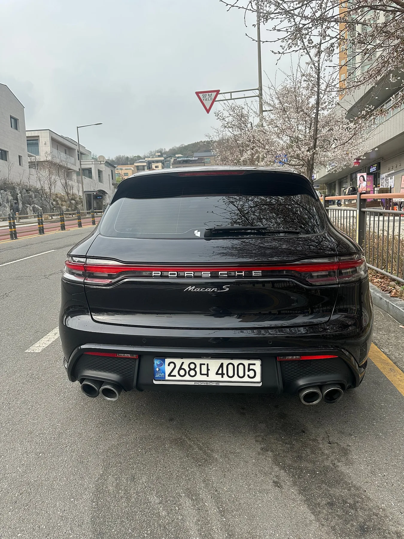 포르쉐 마칸 S 2022 블랙 사진 2