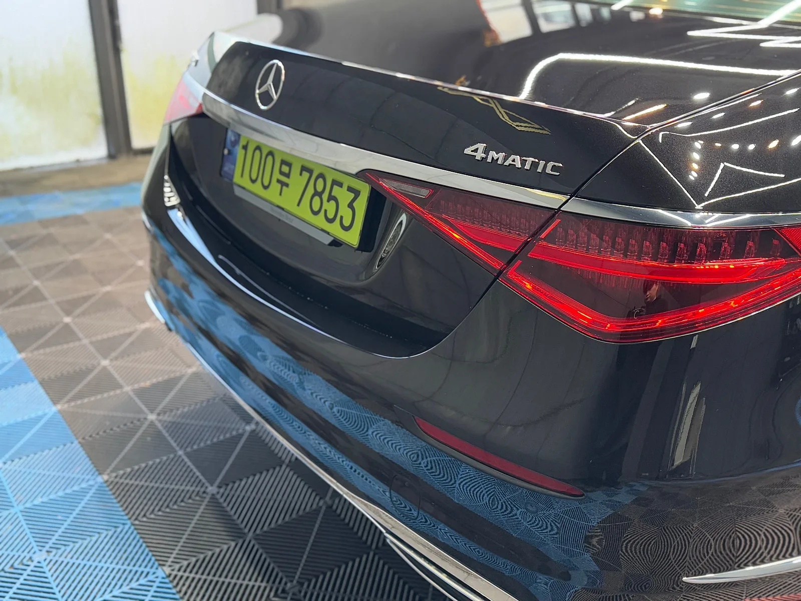 벤츠 S450L 4MATIC 2024 블랙 사진 6