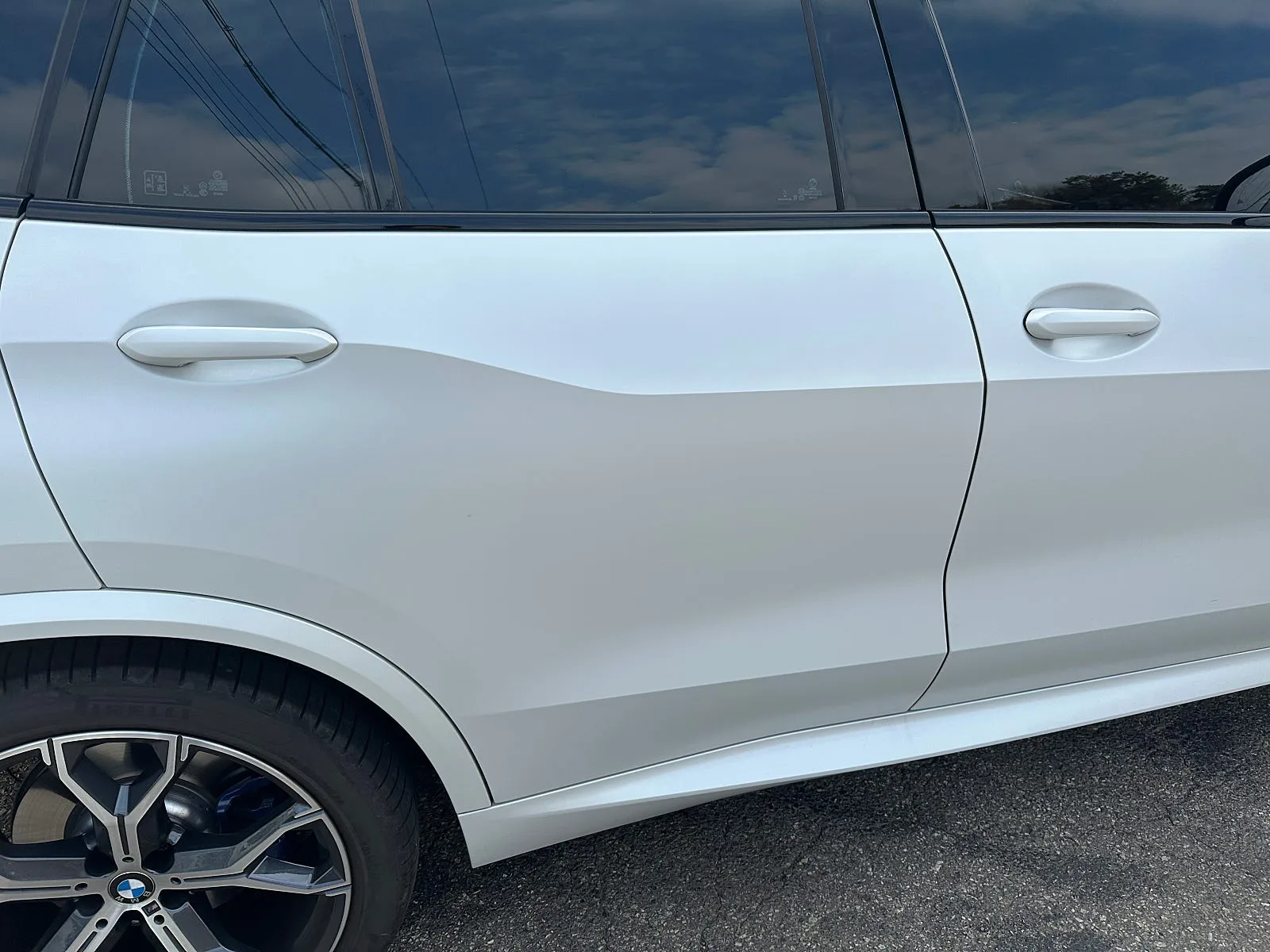 BMW X5 40i MSP 2024 화이트 사진 7