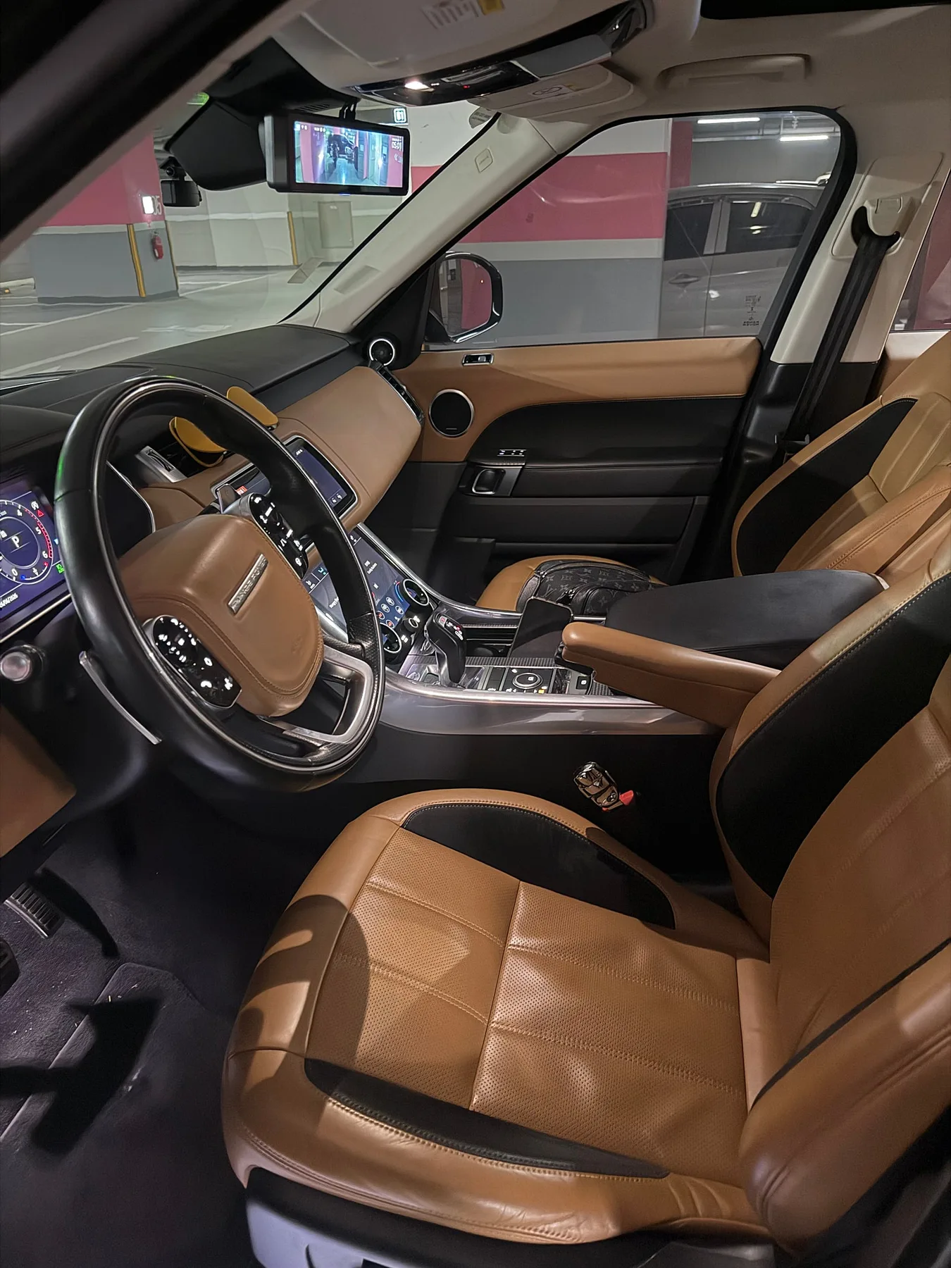랜드로버 레인지로버 스포츠 3.0 SDV6 HSE 2018 블랙 사진 8