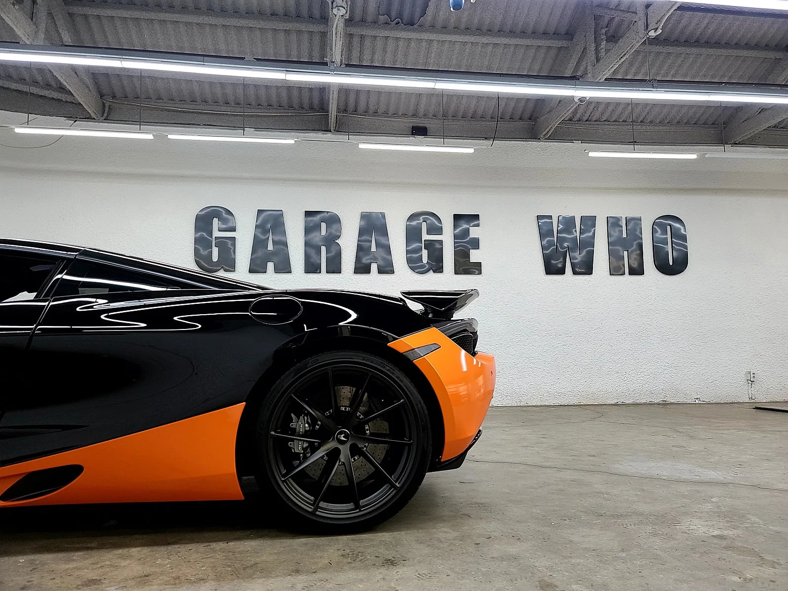 맥라렌 720S Coupe 2019 블랙 사진 3