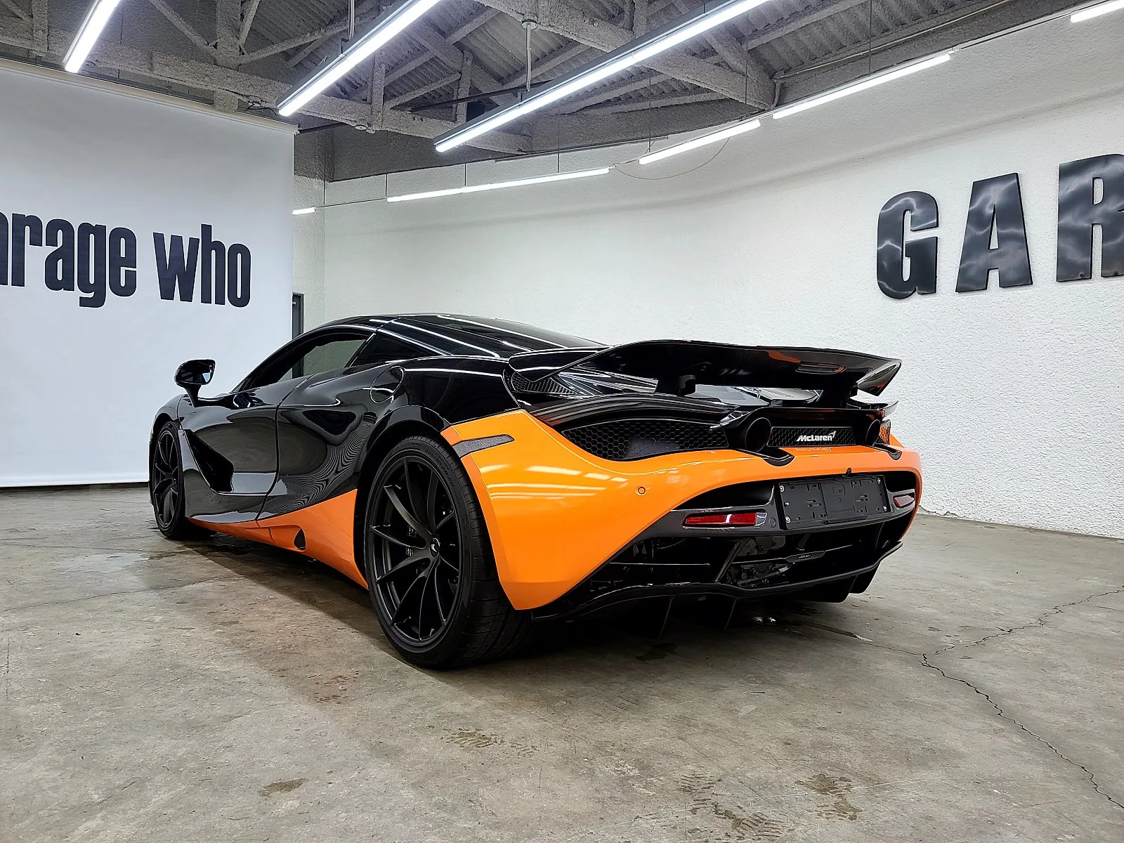 맥라렌 720S Coupe 2019 블랙 사진 5