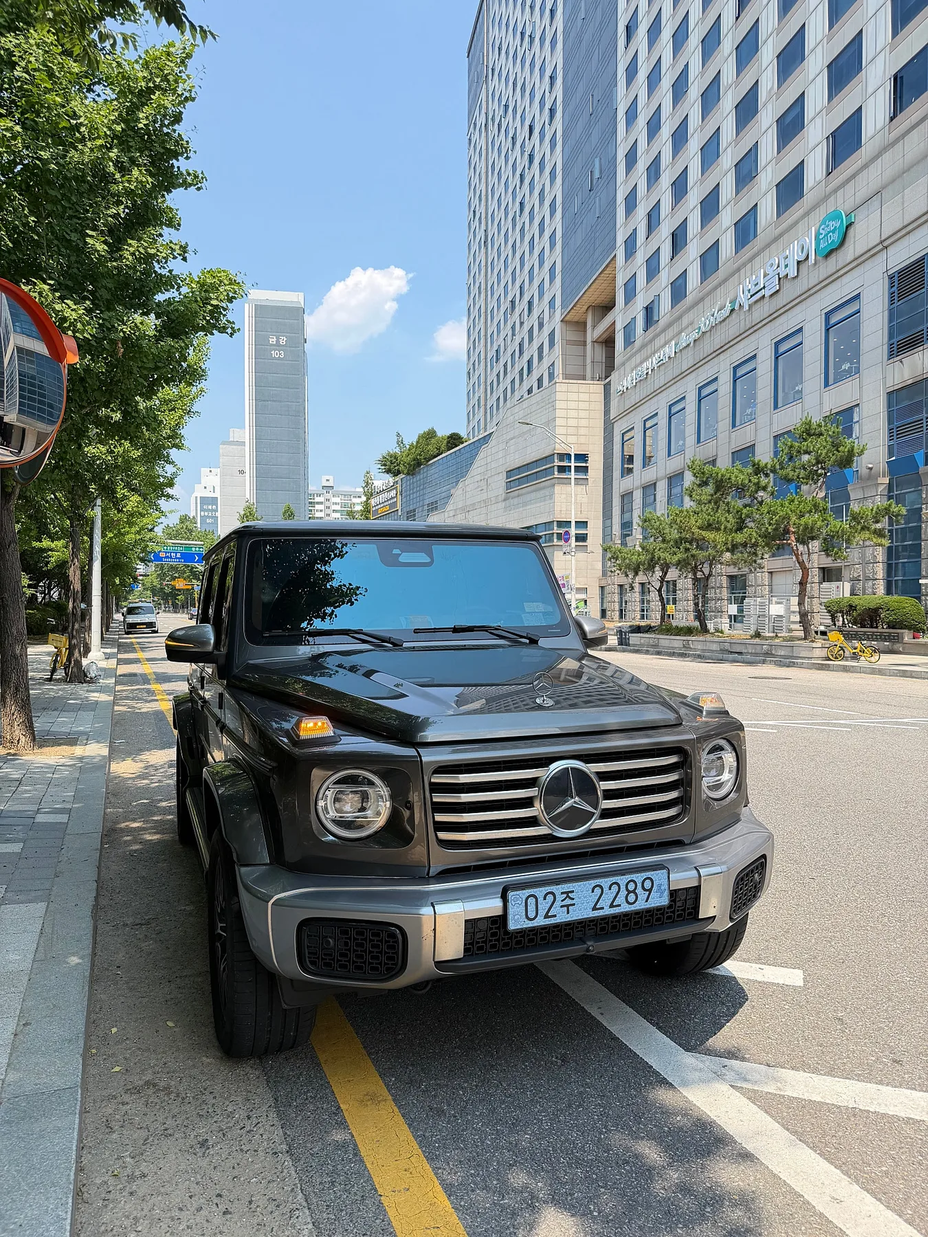 벤츠 G580 EQ 2025 블랙 사진 3