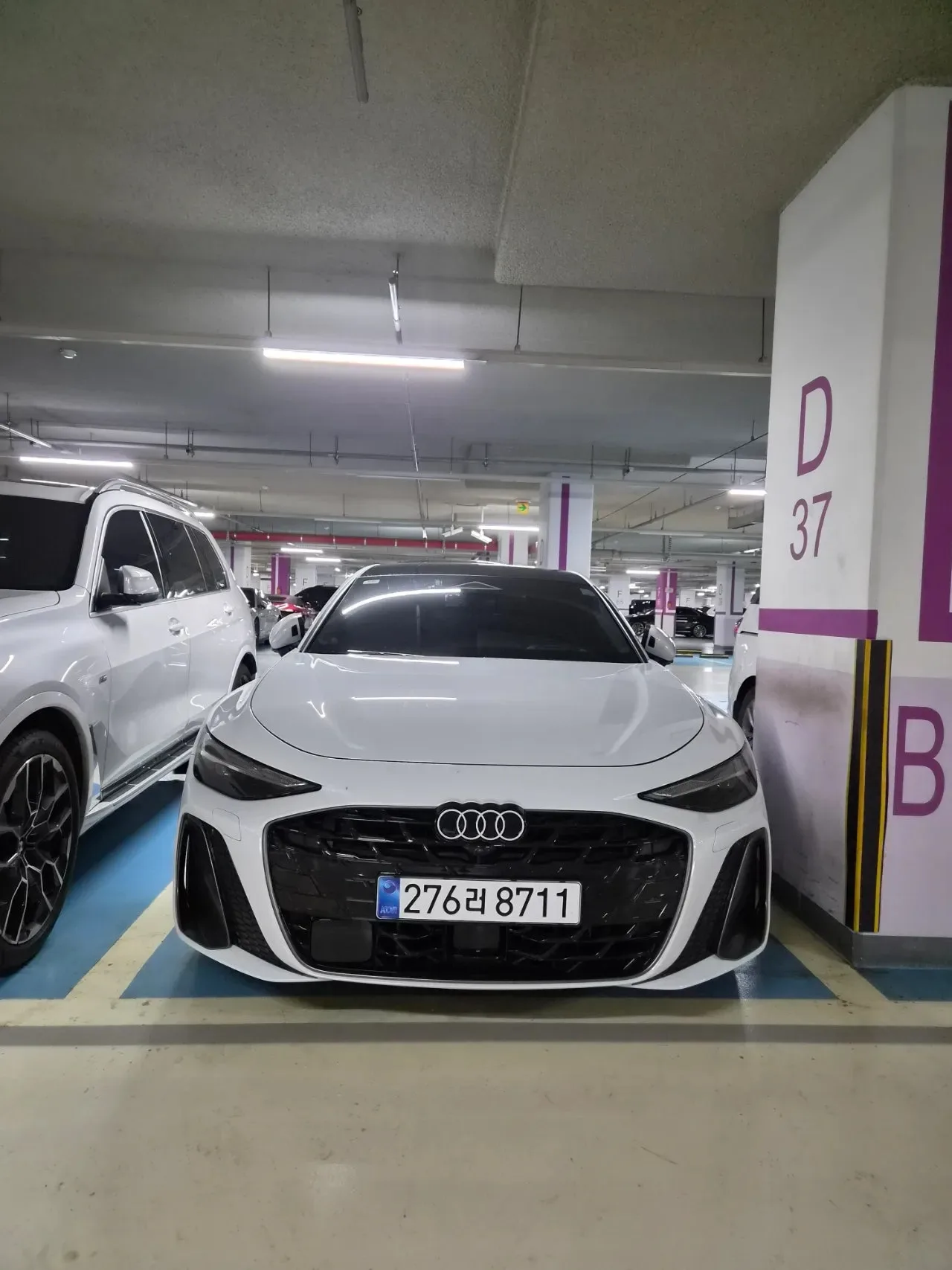아우디 A6 55 TFSI 2026 화이트 사진 1