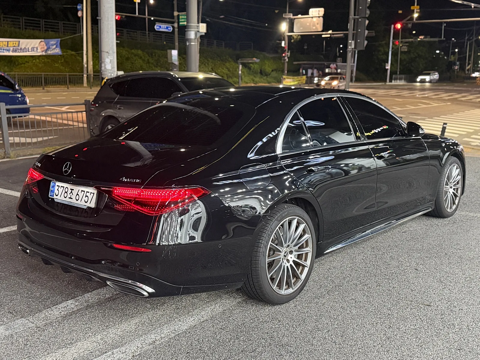 벤츠 S450d AMGLine 2023 블랙 사진 5