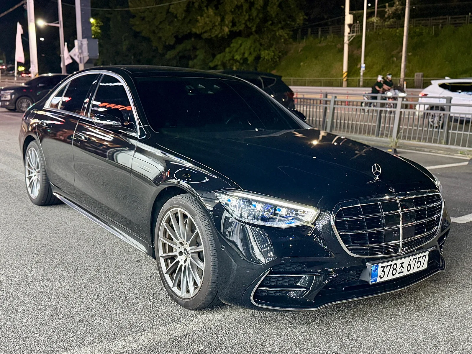 벤츠 S450d AMGLine 2023 블랙 사진 6