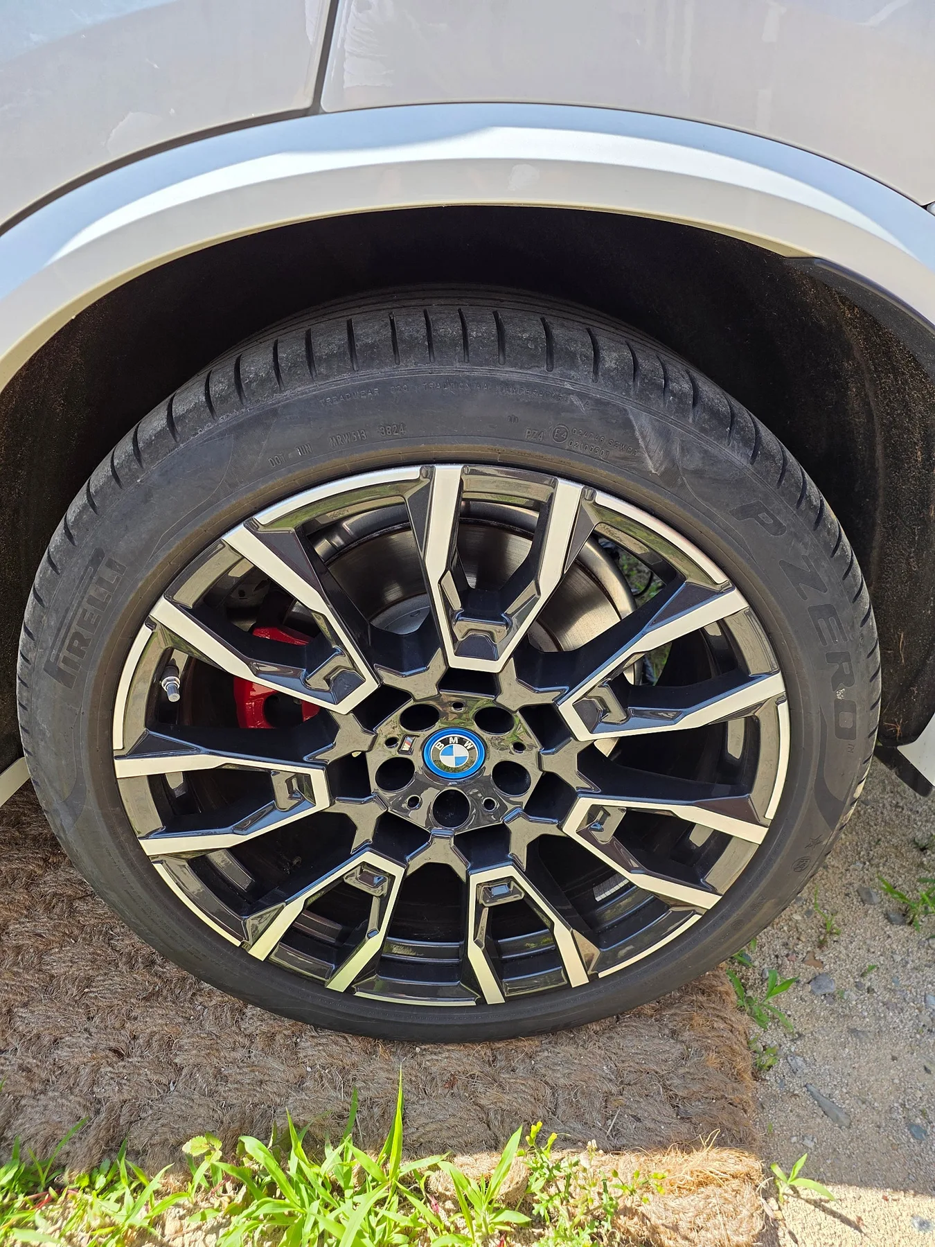BMW X5 50e MSP 2025 화이트 사진 6