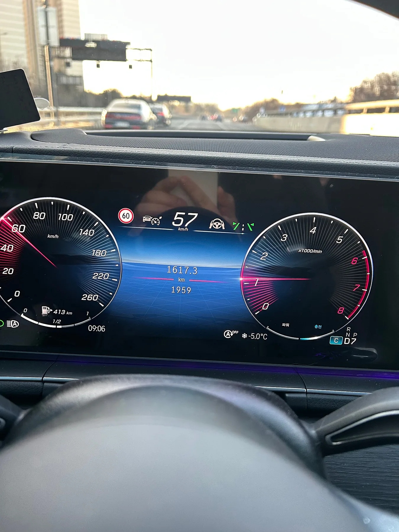 벤츠 GLE450 쿠페 2025 2025 검정색 사진 7
