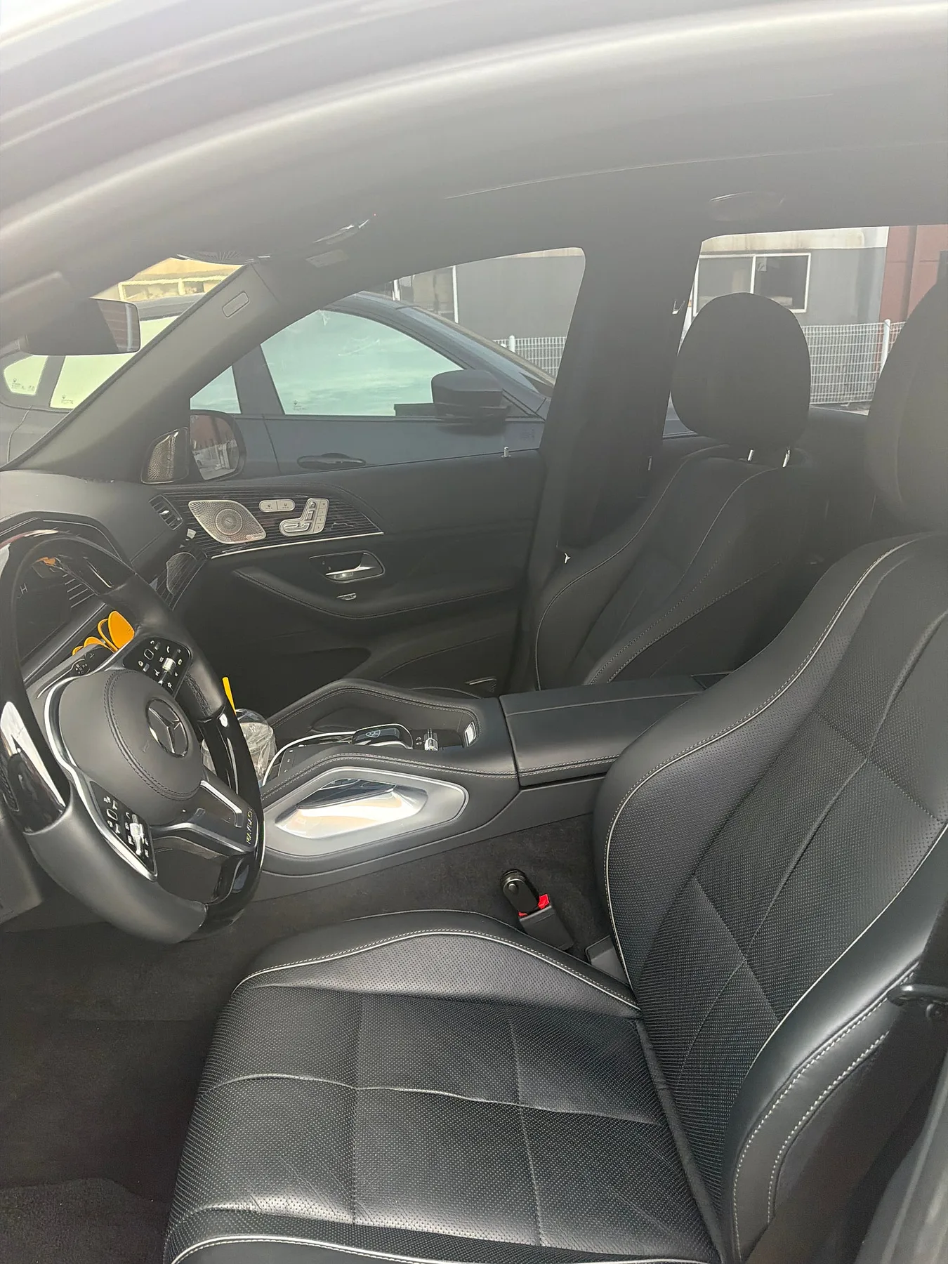 벤츠 GLS600 마이바흐 2022 검정 사진 3