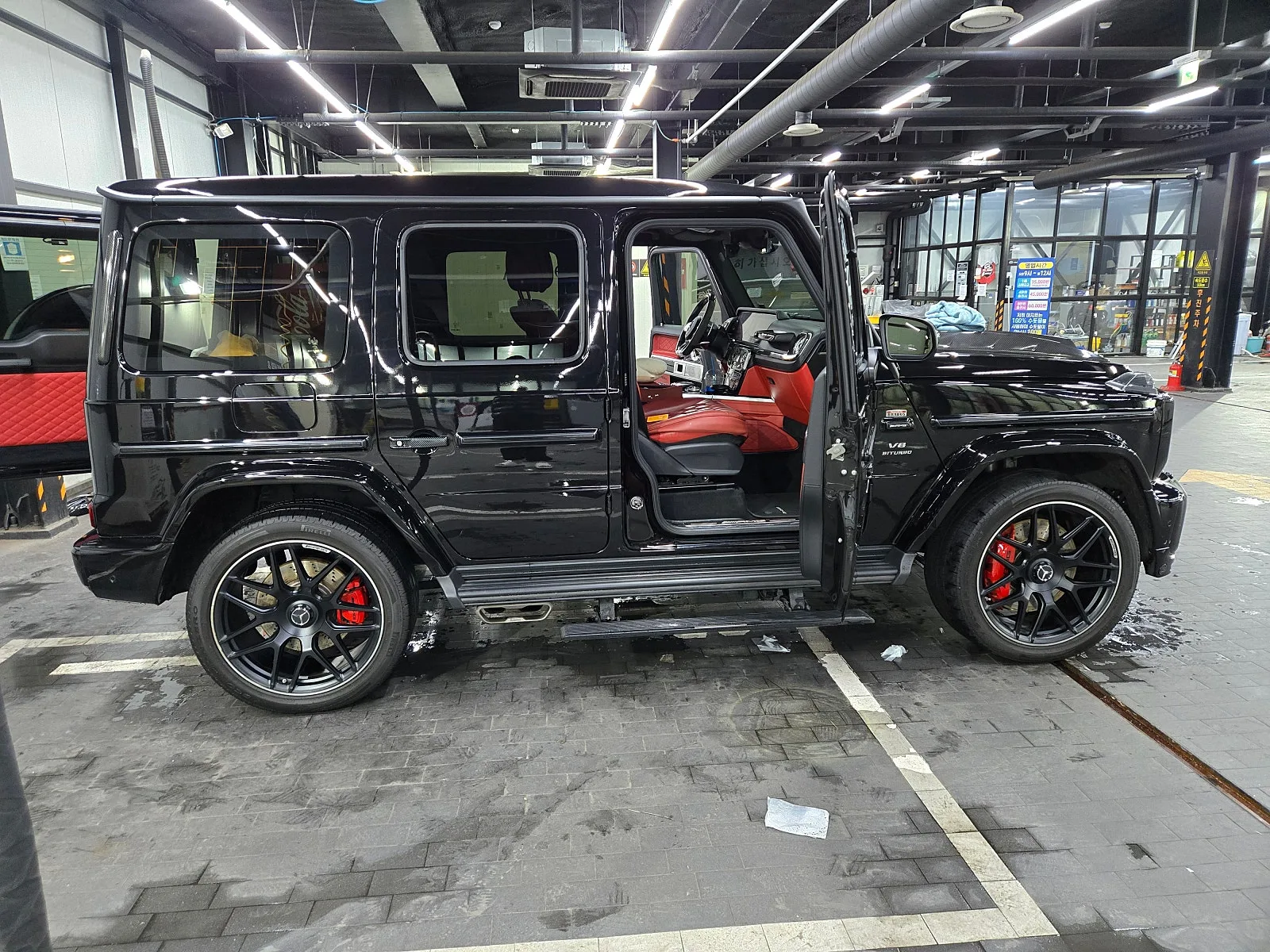 벤츠 메르세데스-벤츠 G63 AMG 에디션 2021 블랙 사진 2