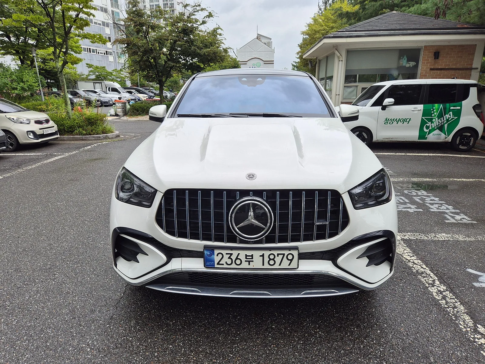 벤츠 GLE450d 4MATIC 2023 화이트 사진 1