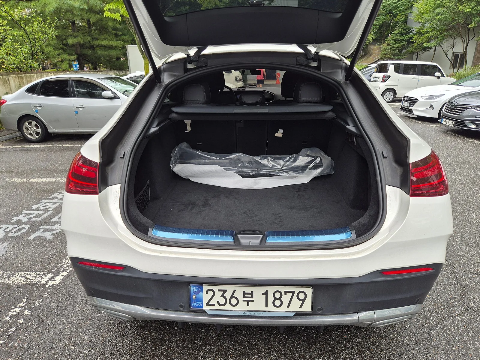 벤츠 GLE450d 4MATIC 2023 화이트 사진 7