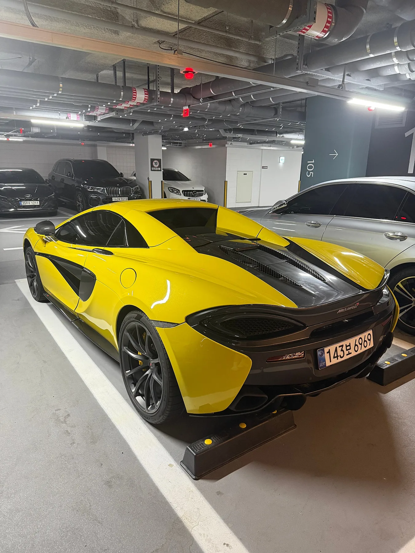 맥라렌 570S Spider 2018 Sicilian Yellow 사진 4
