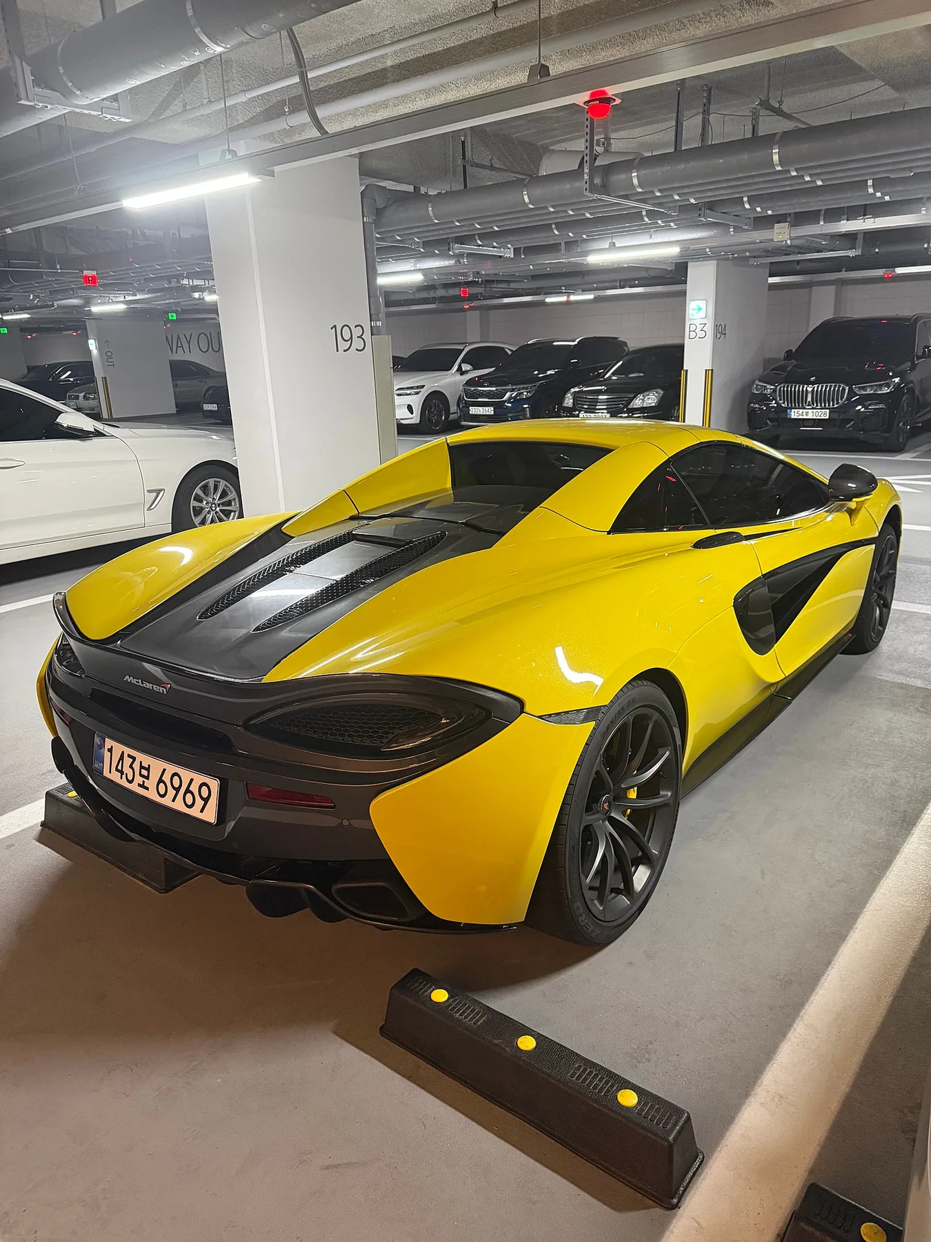 맥라렌 570S Spider 2018 Sicilian Yellow 사진 5
