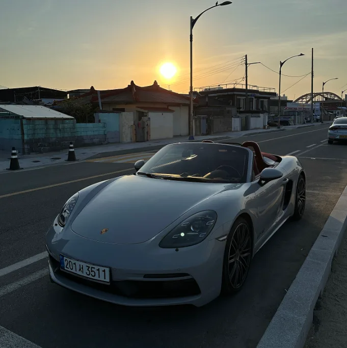 포르쉐 718 박스터 4.0 GTS 2022 화이트 사진 4