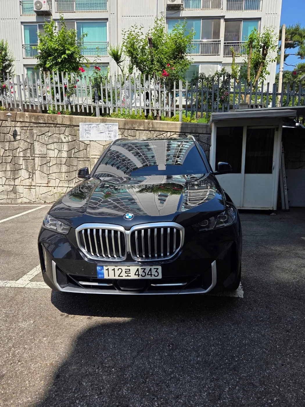 BMW X5 40i 7인승 2024 블랙 사진 1