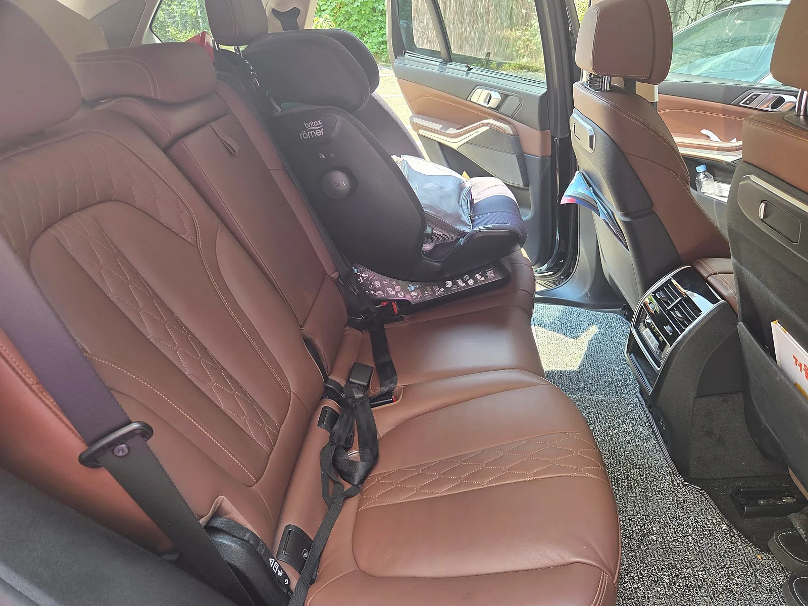 BMW X5 40i 7인승 2024 블랙 사진 7
