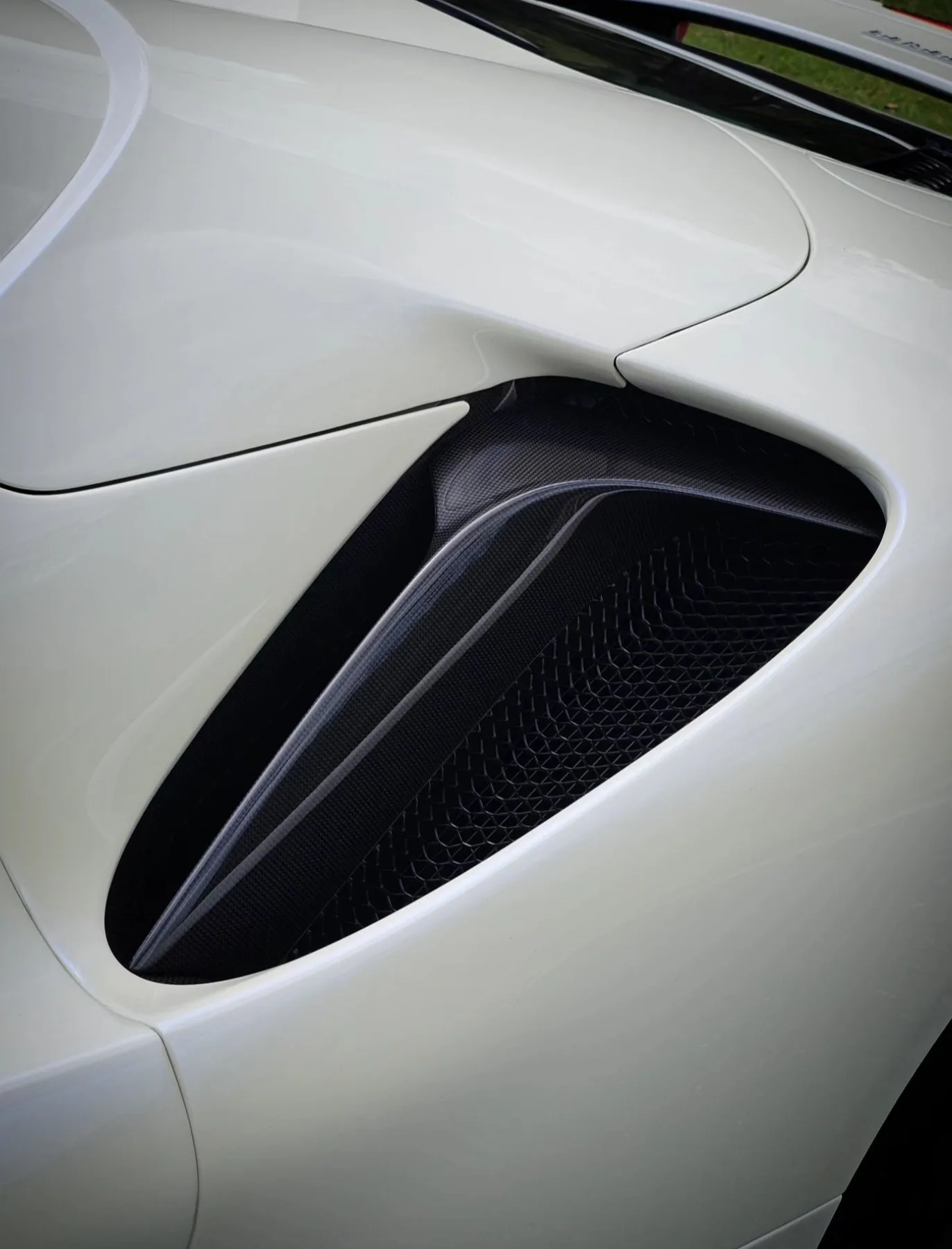 페라리 SF90 스파이더 2022 Bianco Birdcage 사진 8