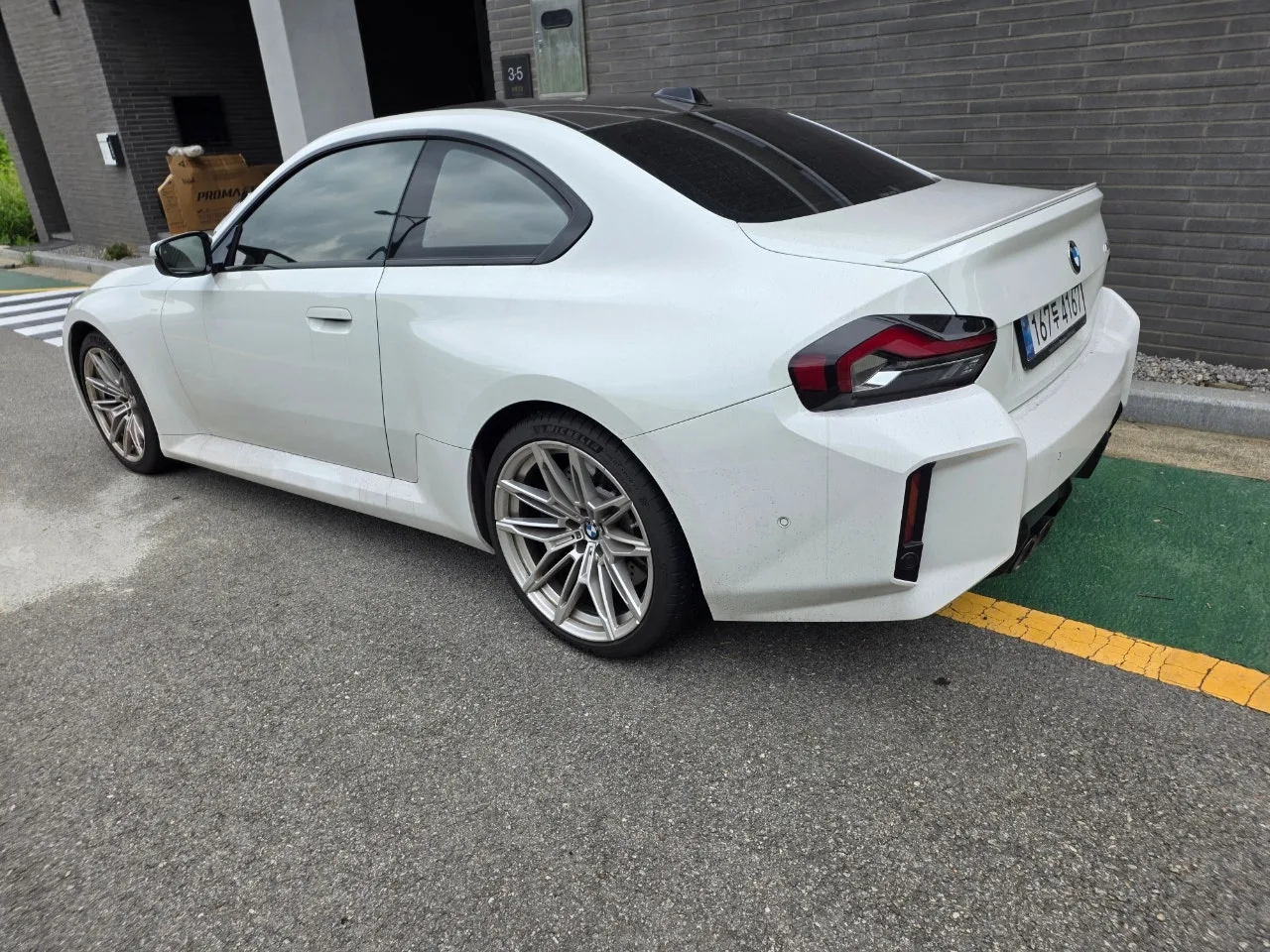 BMW M2 LCI 2025 화이트 사진 3