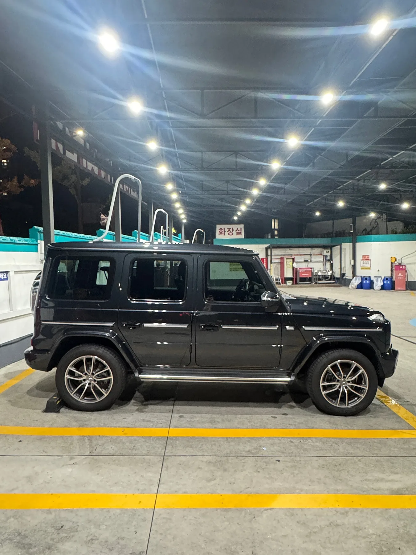 벤츠 메르세데스-벤츠 G450D 2025 마그네타이트블랙 사진 5