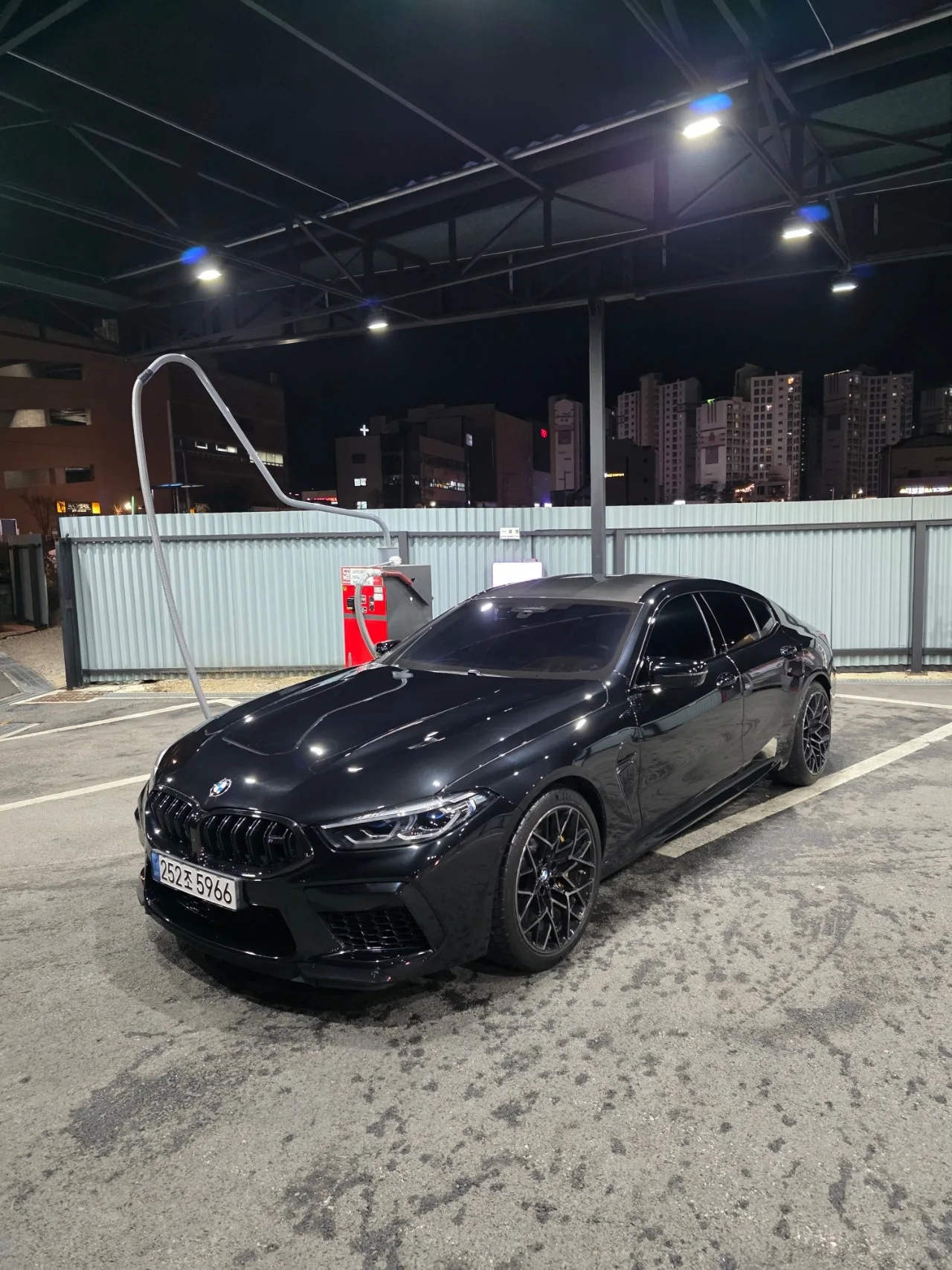 BMW M8 (G15) M8 쿠페 컴페티션 사진 2