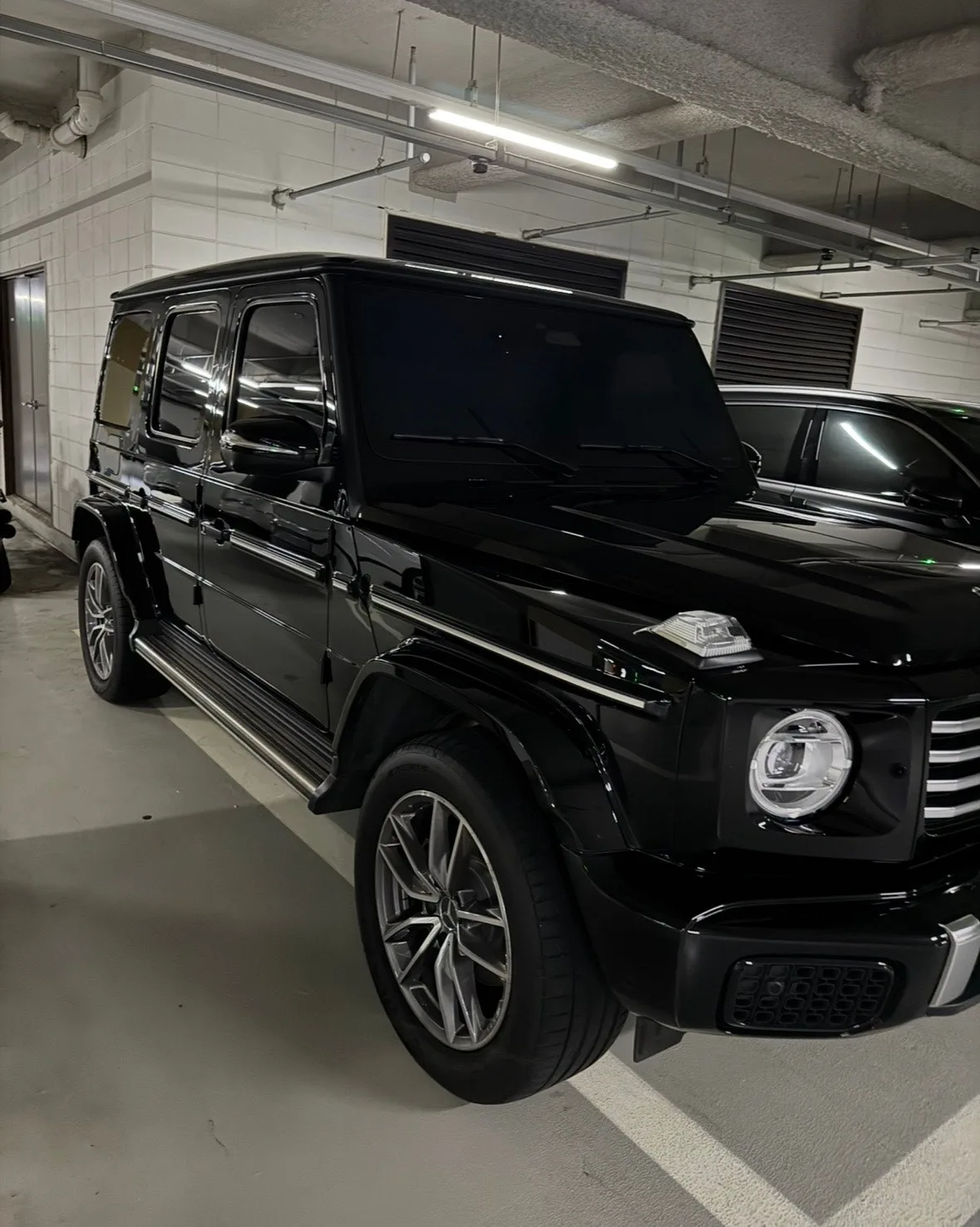 벤츠 G450d 2025 블랙 사진 5