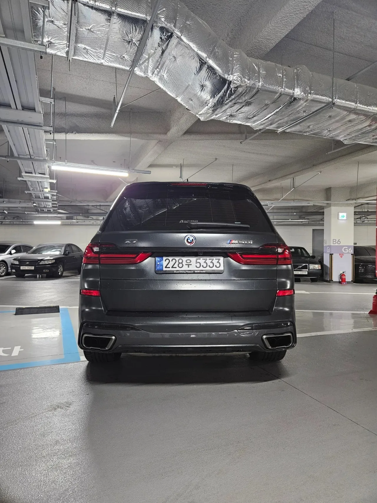 BMW X7 M50i 2022 검정색 사진 4