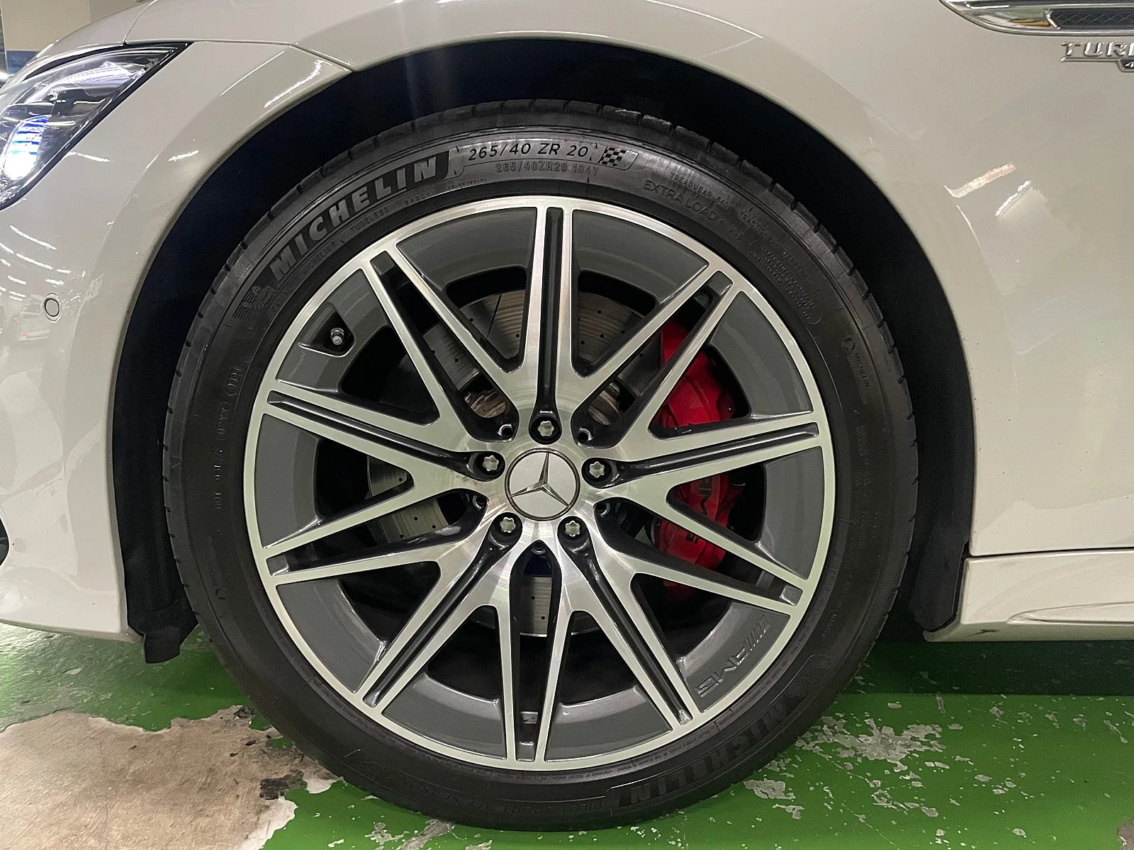 벤츠 GT43 AMG 4MATIC+ 2022 블랙 사진 6