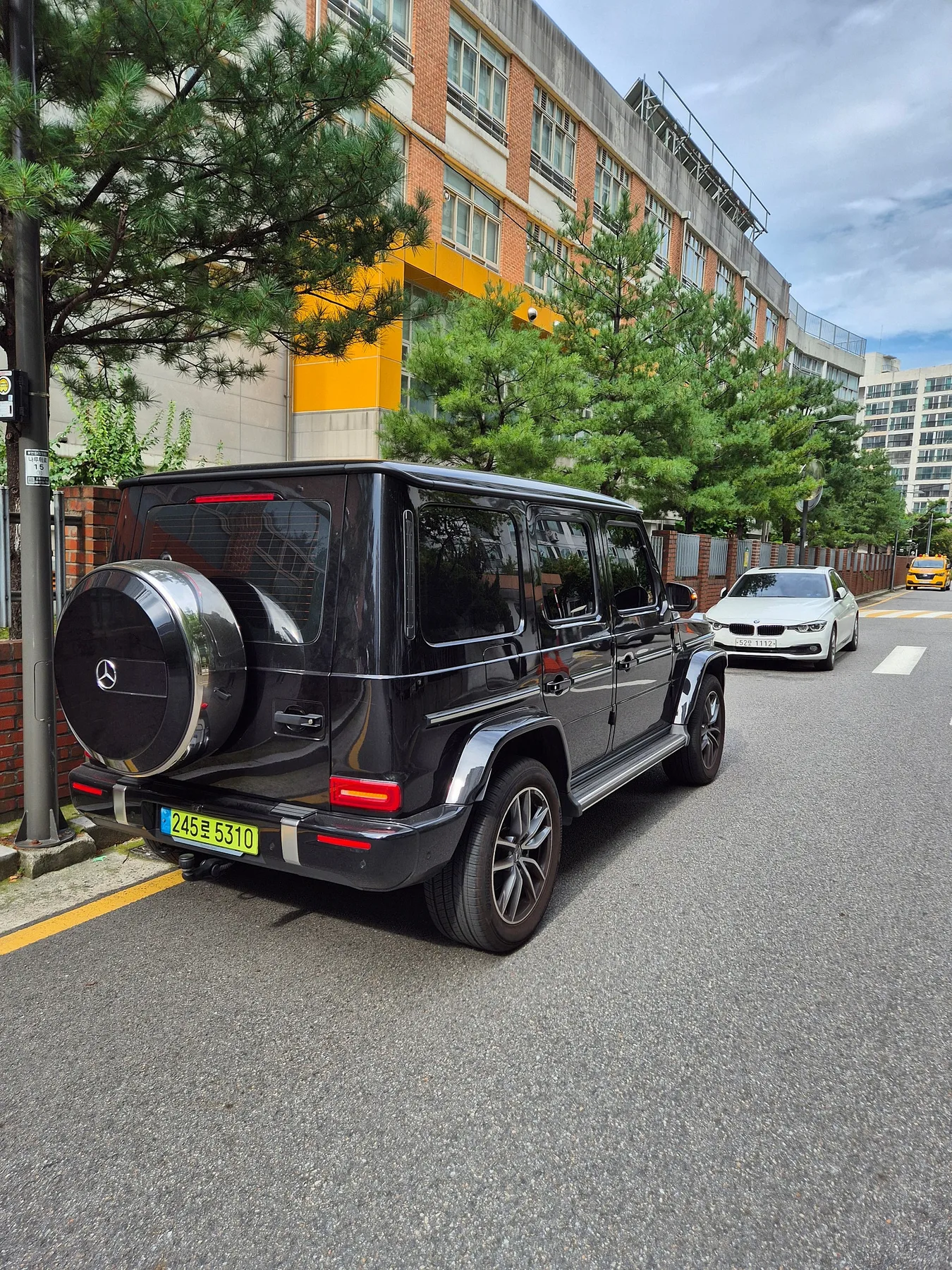 벤츠 G-클래스 G450d 2025 블랙 사진 1