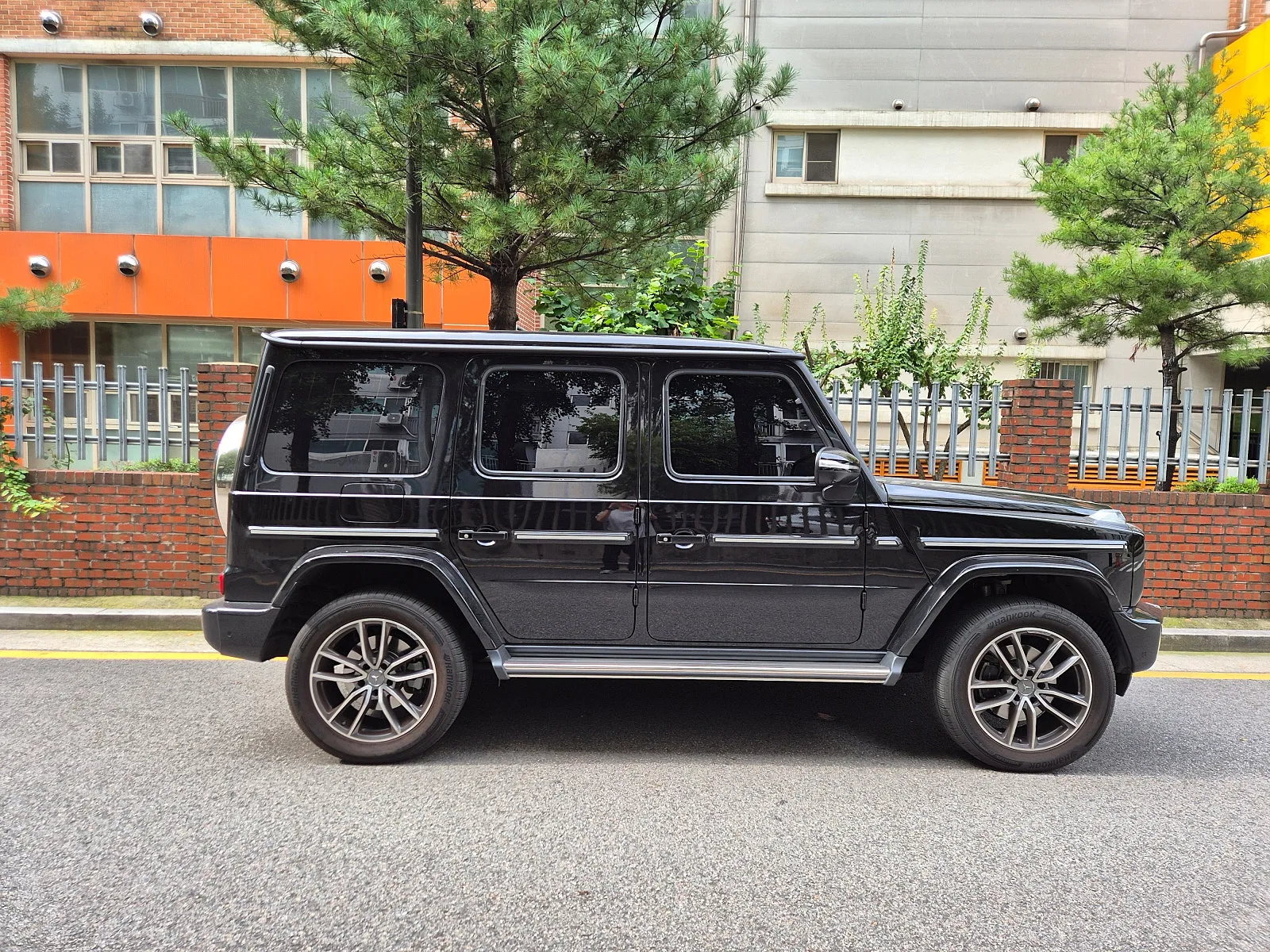 벤츠 G-클래스 G450d 2025 블랙 사진 2