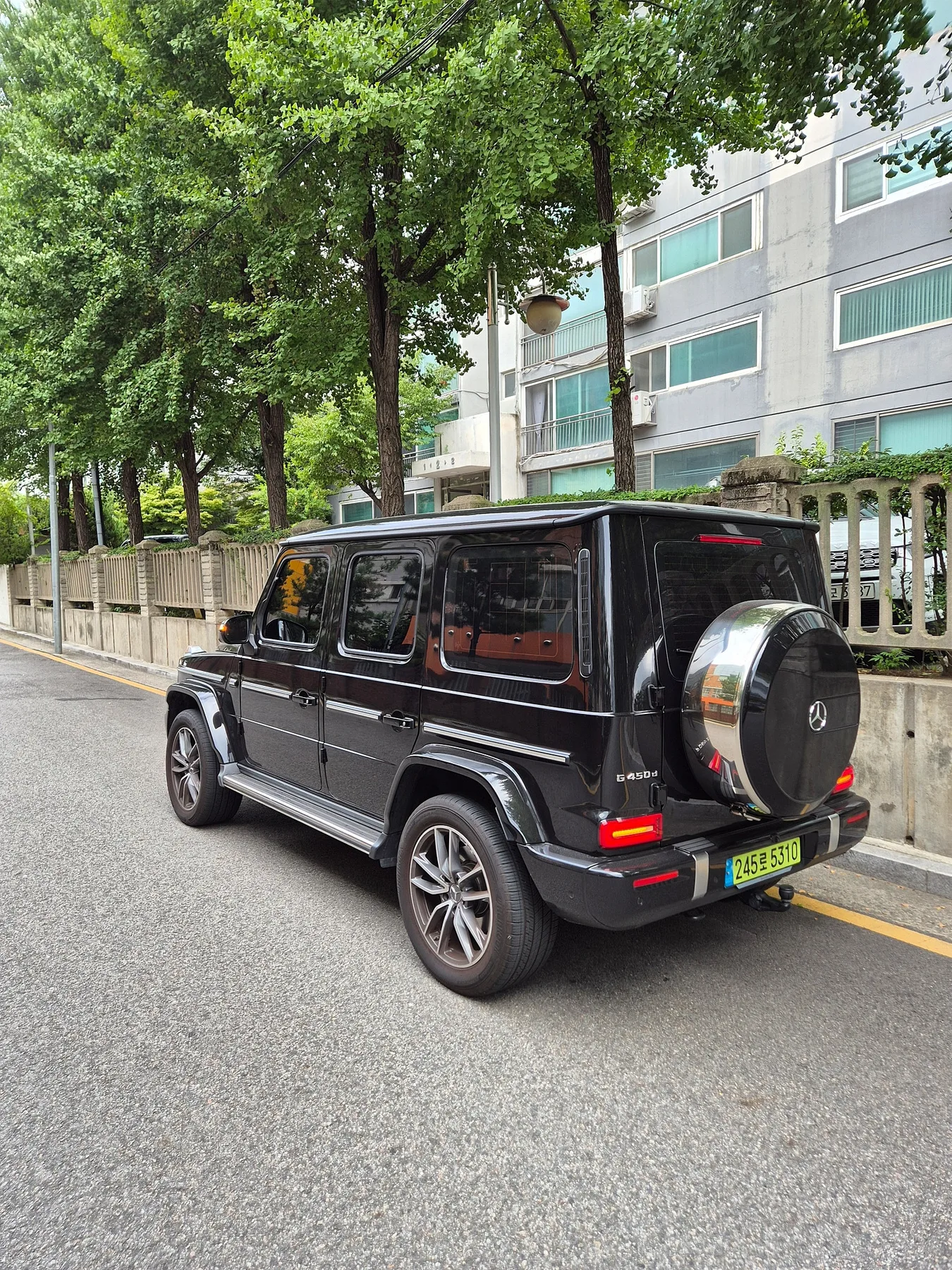 벤츠 G-클래스 G450d 2025 블랙 사진 4