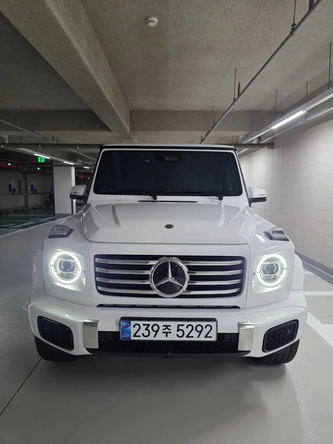 벤츠 메르세데스-벤츠 G450d 2025 흰색 사진 1