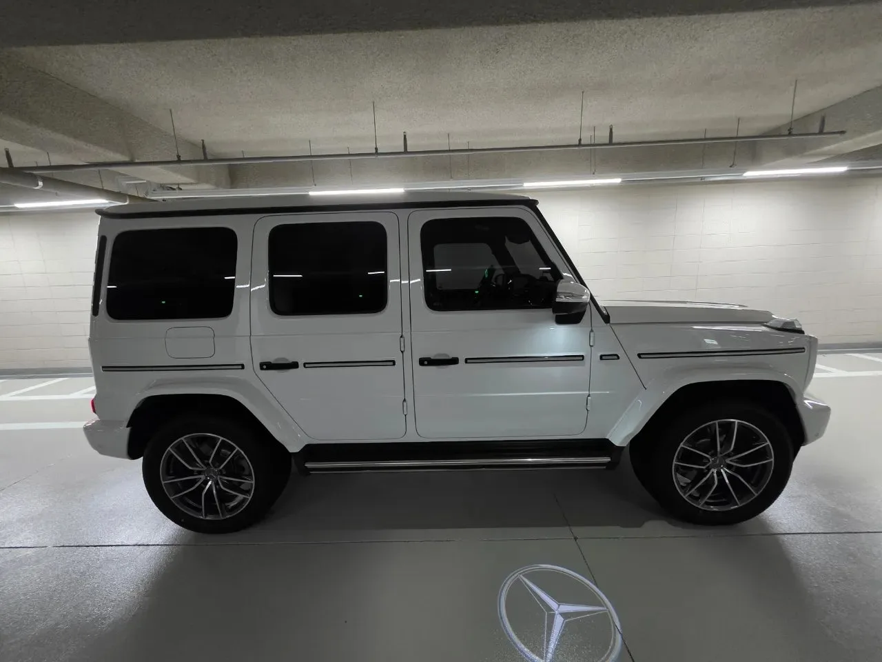 벤츠 메르세데스-벤츠 G450d 2025 흰색 사진 4