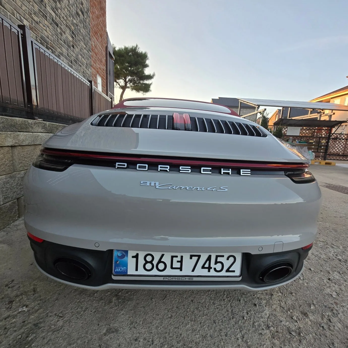 포르쉐 911 카브리올레 4S 2024 베이지 사진 6