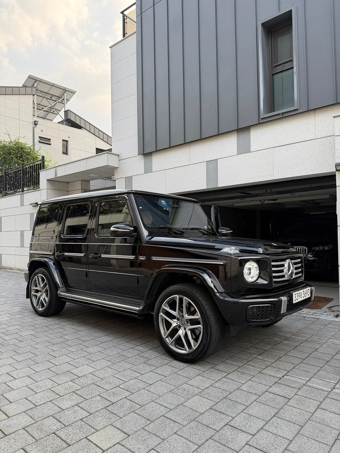 벤츠 G450d 2024 블랙 사진 5