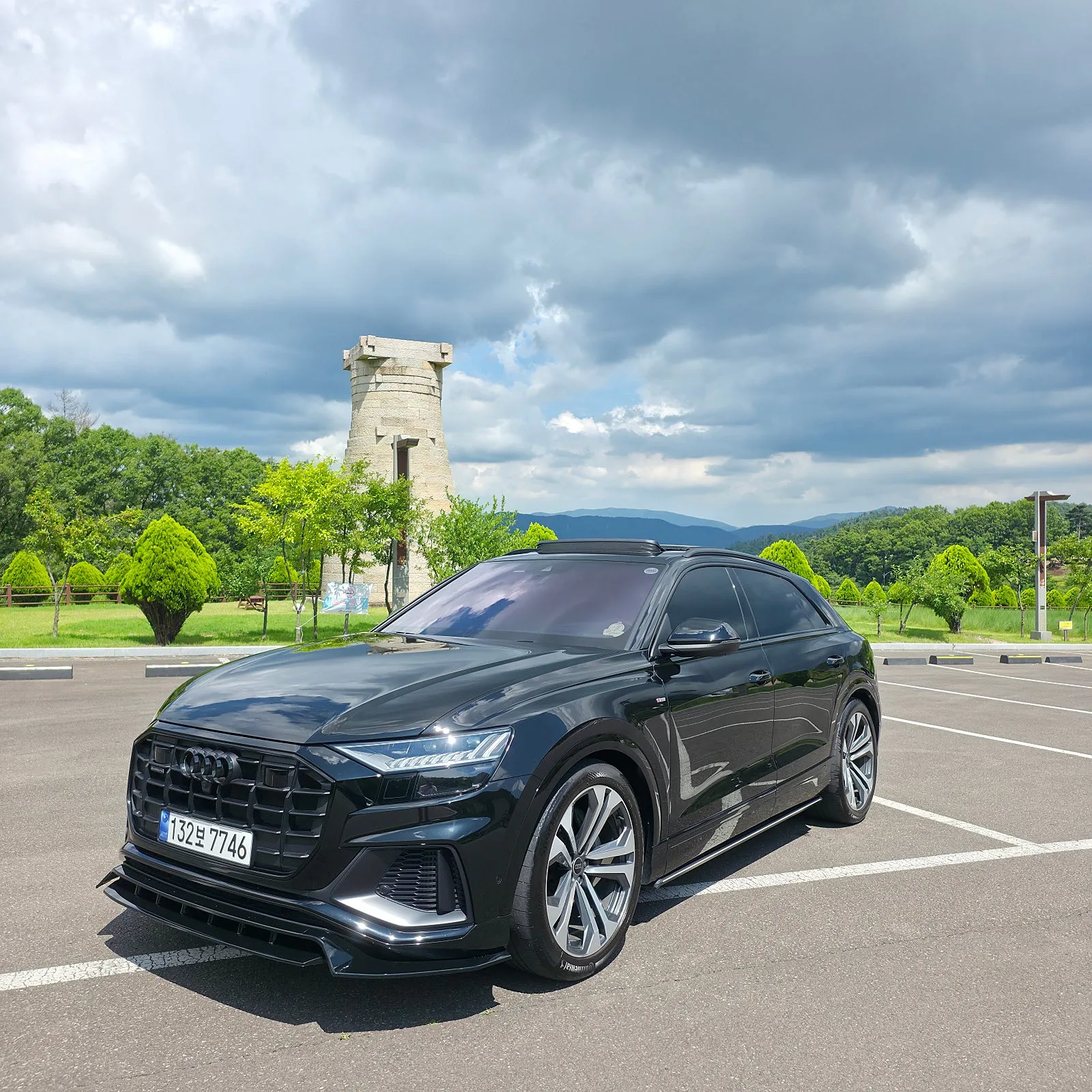 아우디 Q8 55tfsi 2024 블랙 사진 1