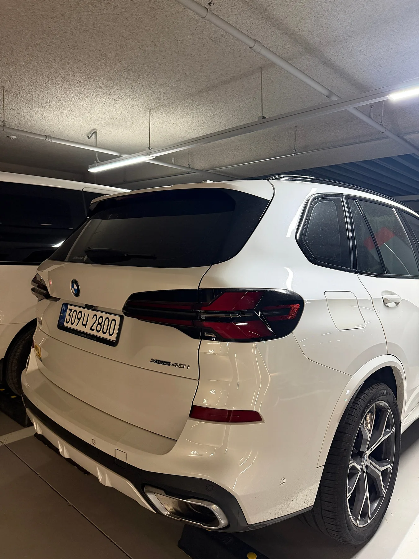 BMW X5 40i M스포츠 2024 실버 사진 7
