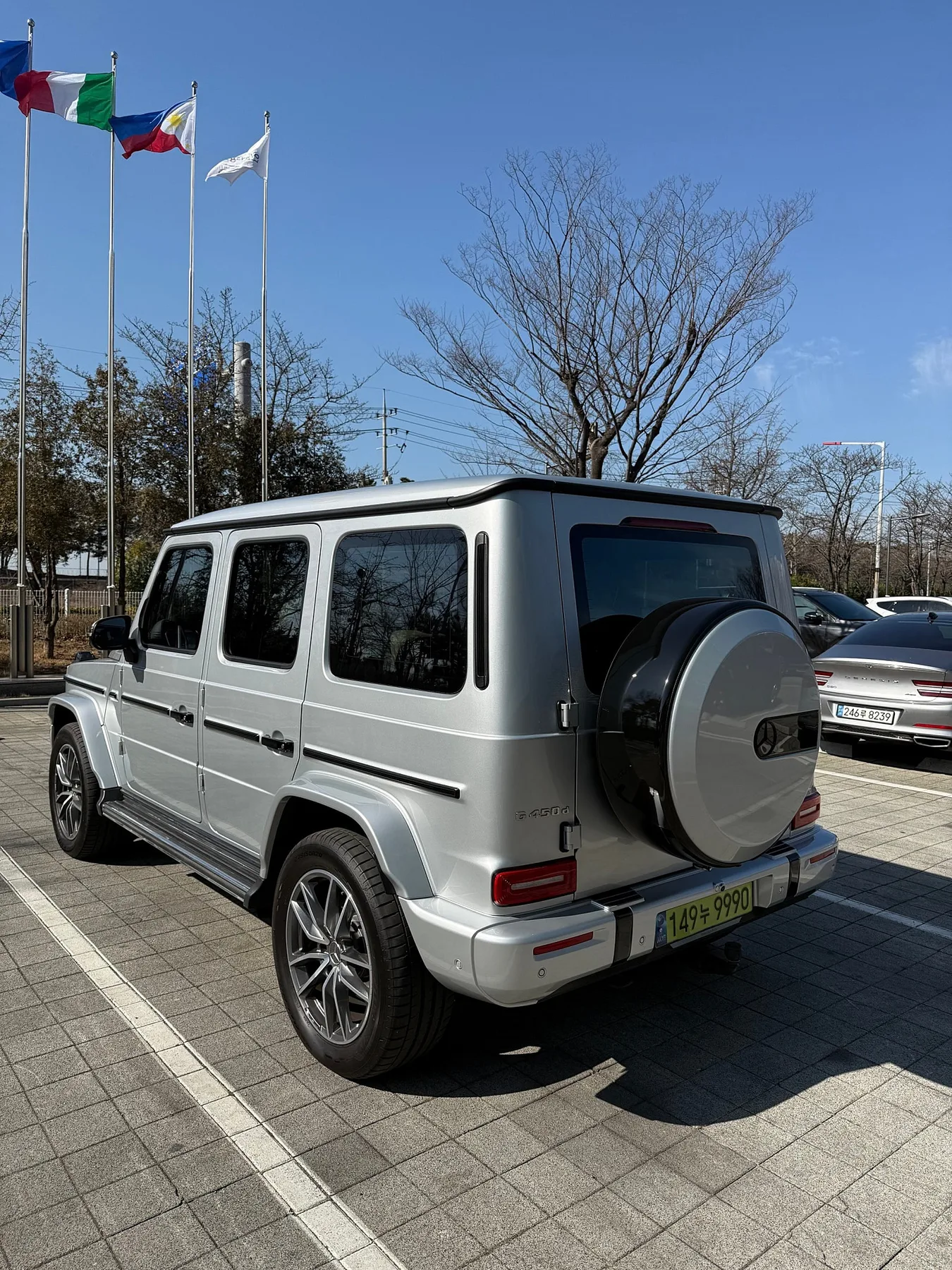 벤츠 G 450 d 스탠다드 2024 화이트 사진 4