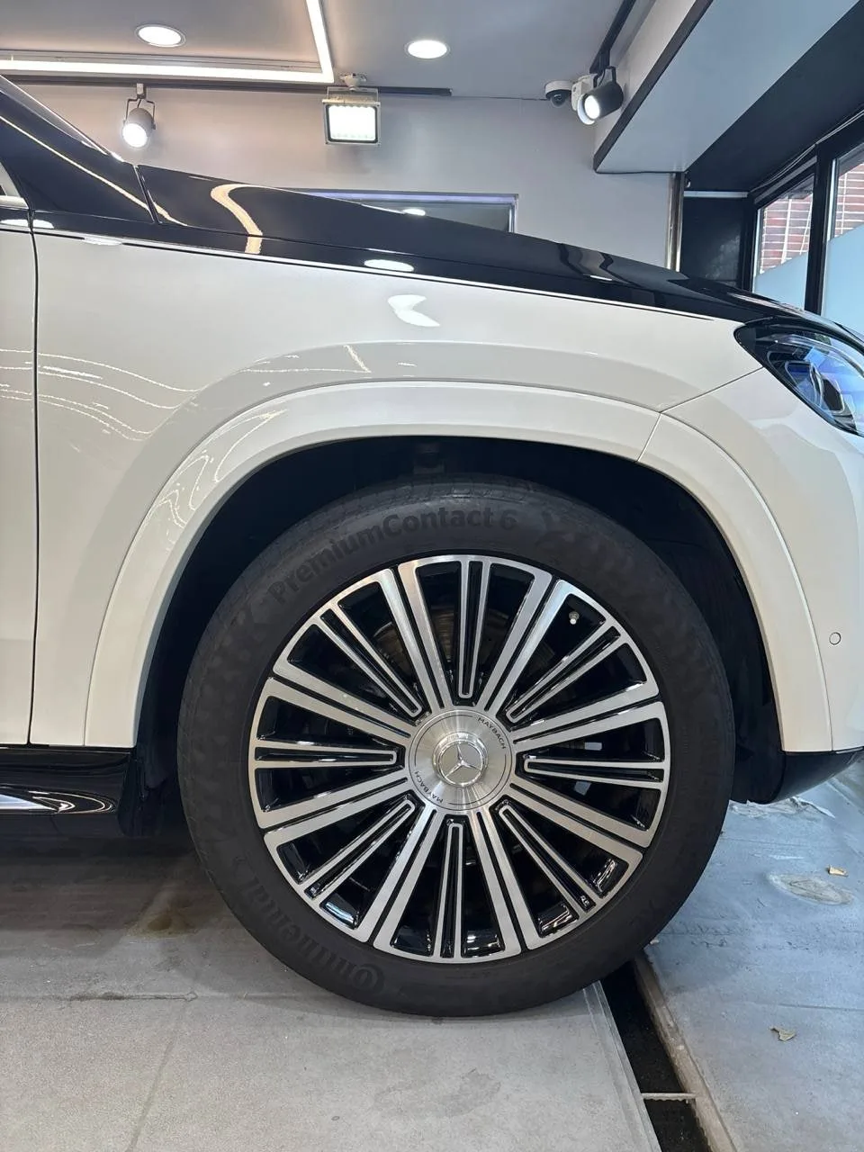 벤츠 Mercedes-Benz GLS600 마이바흐 2023 2023 화이트 사진 4