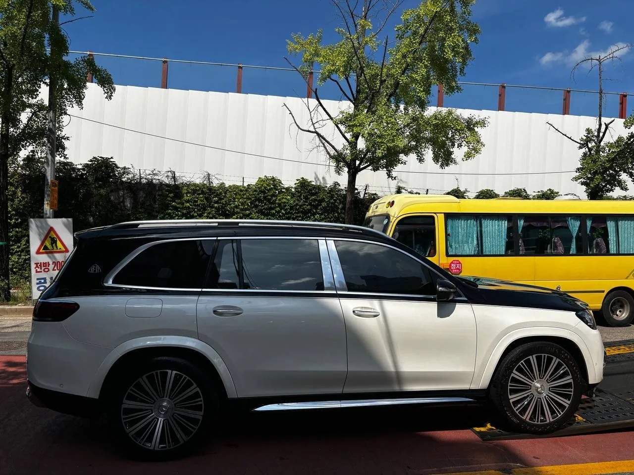 벤츠 Mercedes-Benz GLS600 마이바흐 2023 2023 화이트 사진 8
