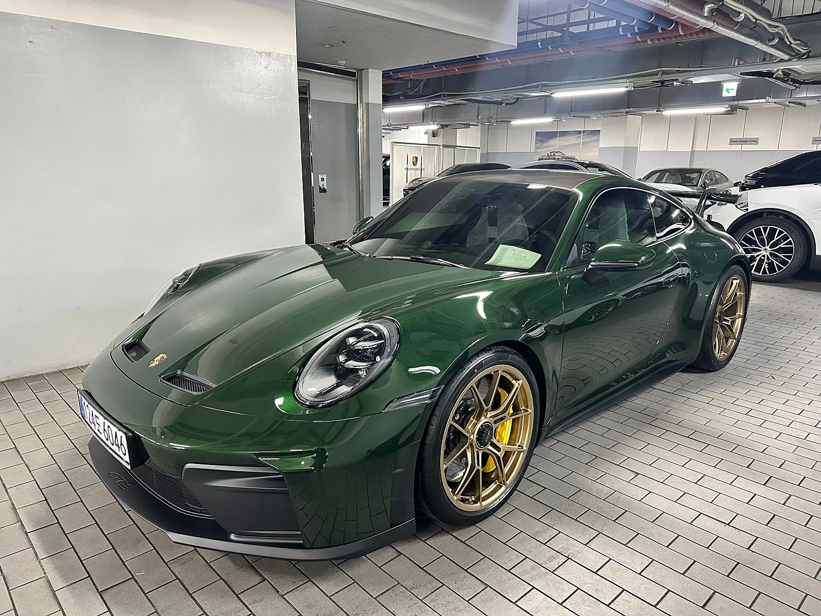 포르쉐 992.2 GT3 2025 블랙 사진 8