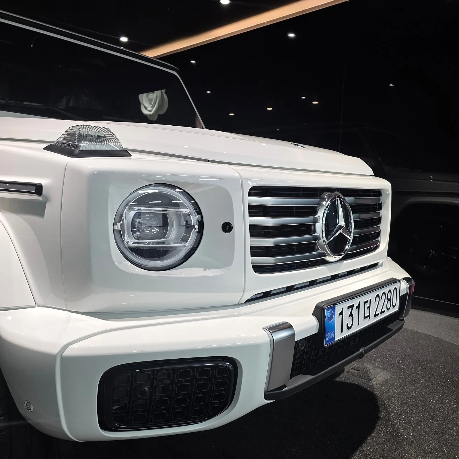 벤츠 메르세데스-벤츠 G450d 2026 흰색 사진 3
